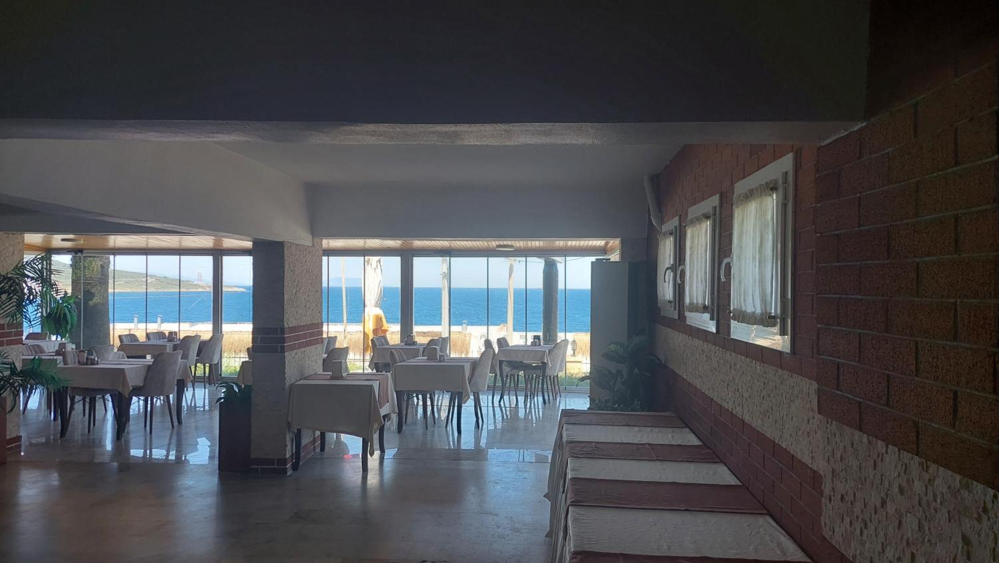 Yenifoca Ersan Hotel Exterior photo
